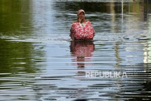 Banjir Rendam Hampir di Seluruh Wilayah NTB, Tiga Anak Meninggal Dunia