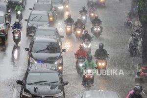 Cuaca Ekstrem Diprediksi Landa Jateng Tiga Hari ke Depan