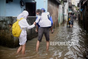 Diguyur Hujan Sejak Semalam, 12 RT di Wilayah Jakarta Terendam