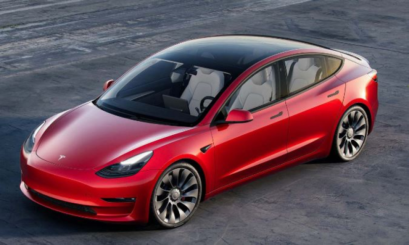 Penampakan Model 3 Tesla. Model EV pertama Xiaomi dimaksudkan untuk bersaing dengan Model 3 Tesla namun dengan bodi yang lebih besar dan lebih bertenaga. (Foto: Tesla) 