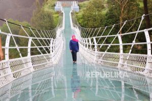Jembatan Kaca Seruni Point Diyakini Jadi Icon Baru Wisata Bromo