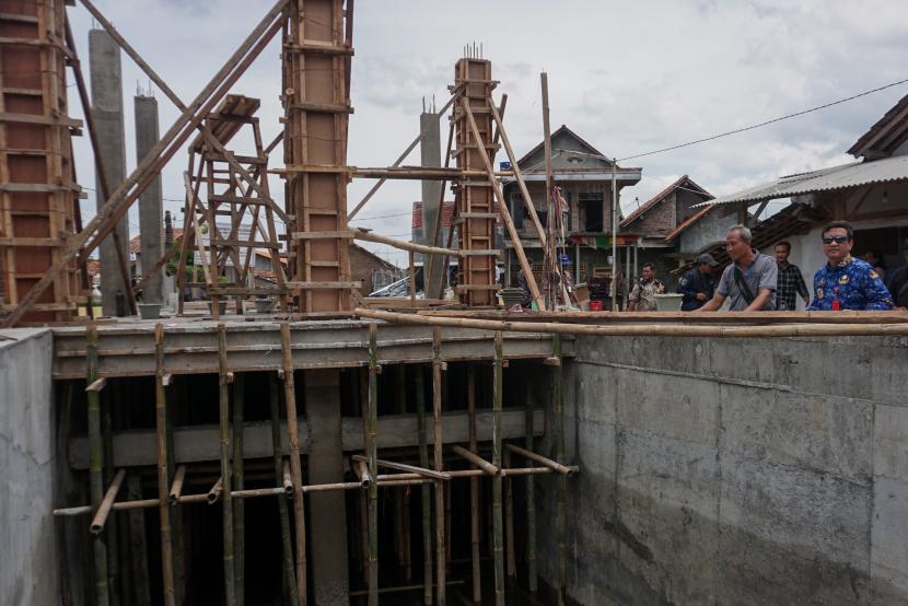 Pembangunan Sistem Pengendali Banjir Kota Pekalongan Capai 60 Persen