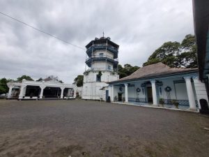 Putra Mahkota Keraton Kasunanan Serahkan Grand Design Revitalisasi ke Pemkot Solo