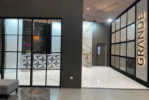 Roman Tampilkan Produk Ukuran Lebih Besar dan Mewah di Keramika 2023