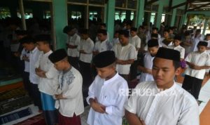 Sikap yang Dapat Mengusir Nikmat dari Allah, Menurut Ibnu Athaillah