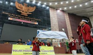 Survei Ungkap Tiga Partai Terancam Gagal ke Senayan