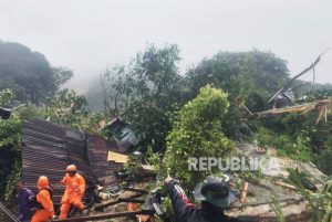 Pemkab Natuna Tetapkan Status Tanggap Darurat Bencana Longsor Hingga Satu Pekan Kedepan