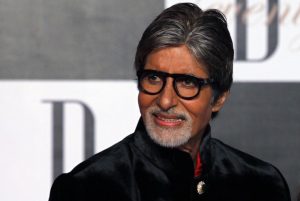 Aktor Bollywood Amitabh Bachchan Alami Cidera Tulang Rusuk Saat Syuting Film