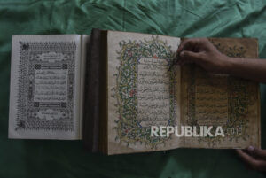 Alquran Kuno Ditulis dengan Tangan, Berusia Satu Setengah Abad Lebih