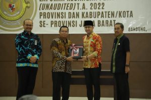 Bupati Hengky Optimistis Raih WTP untuk LKPD 2022