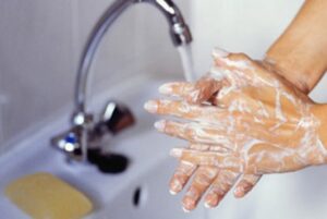 Cara Cuci Tangan Keliru yang Justru Tingkatkan Risiko Penularan Kuman