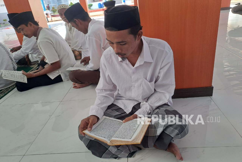 Di Luar Jarang Ngaji, di Lapas Khatam Quran Seminggu Dua Kali