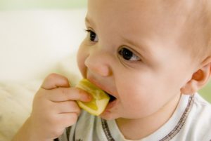 Dokter: Jangan Cekoki Anak dengan Gula Sejak Kecil