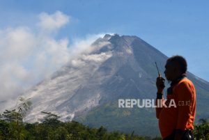 Gunung Merapi Meletus, Api Diam Terpantau di Area Kubah Lava Merapi