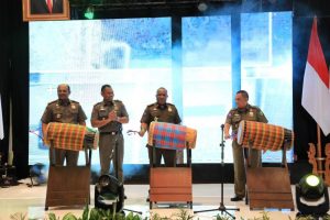 HUT Satpol PP dan Satlinmas, 12 Daerah Terima Penghargaan Karya Bhakti Satpol PP