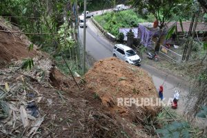 Hujan Intensitas Tinggi, Longsor Terjadi di Sebagian Wilayah Kabupaten Malang