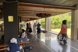 Jamaah: Masjid Salman ITB Masjid Kampus Paling Ramai