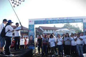 Jelang HUT ke-25 KemenBUMN, Jalan Sehat Bersama Digelar di Sulawesi Utara