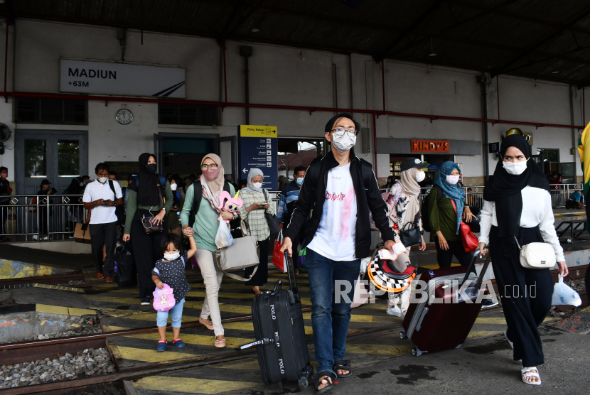 Animo Tinggi, Tiket KA Lebaran Daop Madiun Hampir Ludes Terjual