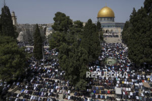 Jumat Pertama Ramadhan di Al Aqsa Dihadiri Ratusan Ribu Jamaah, Israel Ketar-ketir? 