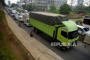 Kebijakan Transportasi Lebaran Jangan Ganggu Angkutan Logistik