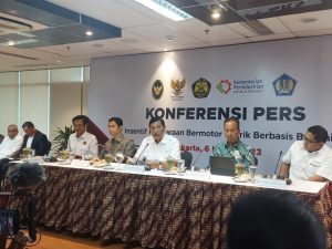 Luhut Jelaskan Alasan Utama Beri Subsidi Kendaraan Listrik