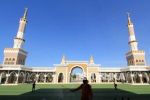 Masjid Islamic Center Indramayu Pertahankan Tarawih One Day One Juz