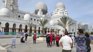 Masjid Raya Sheikh Zayed Siapkan Empat Ribu Takjil Harian Ramadhan Tahun Ini