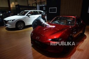 Melihat Sportscar Mazda MX-5 RF di Gelaran GJAW 2023