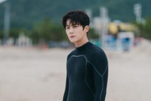 Para Fans Merapat, Ini Kabar Terbaru dari Kim Seon Ho