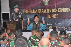 Penguatan Karakter dan Komunikasi Dinilai Penting untuk Anggota TNI
