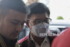 Penyidik Minta Penjelasan Menkominfo Johnny Plate Terkait Aliran Uang ke Adiknya