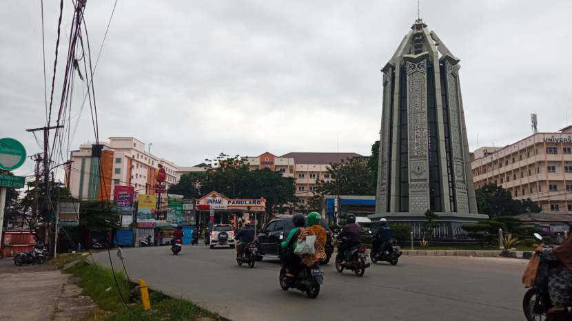 Tugu Bundaran Pamulang