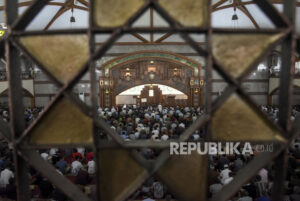 Rp 10 Miliar dari Pemprov Sumatra Barat untuk Bantuan Masjid