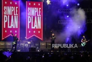 Simple Plan Janji akan Sering Manggung di Indonesia Setelah Tampil di Everblast Festival