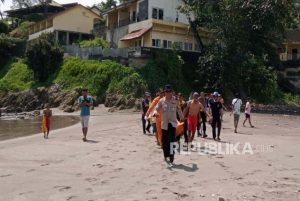 Tenggelam di Pantai Selatan Sukabumi, Seorang Wisatawan Meninggal