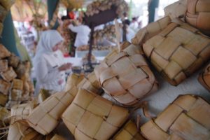 Perayaan Lebaran Ketupat di Madura dari Istighasah Hingga Liburan ke Pantai