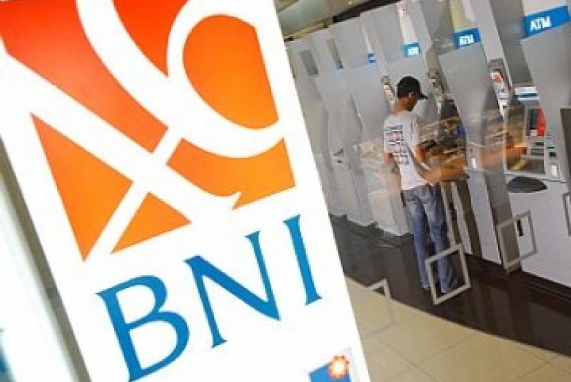 BNI Bagikan 350 Paket Sembako untuk Warga Probolinggo