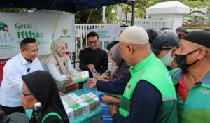 Baznas Distribusikan 20.000 Hidangan Berkah Ramadhan Dukung Pemenuhan Gizi Masyarakat