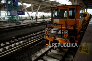 China Ingin APBN Jadi Jaminan Kereta Cepat, Pengamat: Bisa Rusak Tata Kelola   