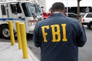 FBI Peringatkan Bahaya Gunakan Pengisi Daya Ponsel di Fasilitas Publik