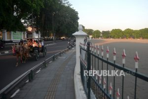 Gusti Prabu Pertanyakan Alun-Alun Utara Ditutup untuk Sholat Ied