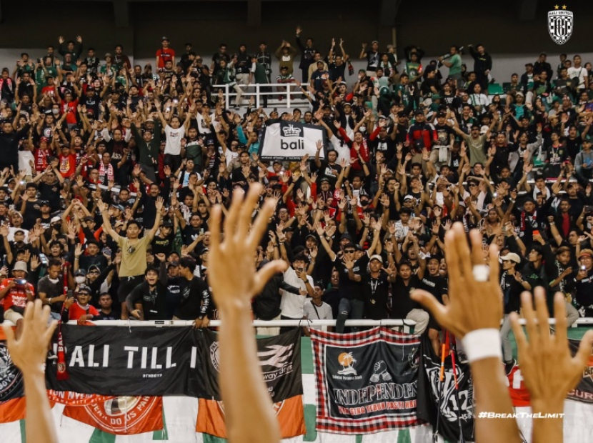 Suporter Bali United (Twitter/@BaliUtd)