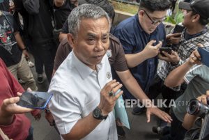 Ketua DPRD DKI Jakarta Usir Pejabat BKD dalam Rapat di Ruang Paripurna