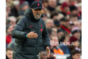 Klopp Sebut Liverpool tak Selamanya Bisa Andalkan Tuah Anfield