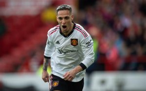 Livescore; Aksi Brilian Antony Buat MU Ungguli Nottingham di Babak Pertama