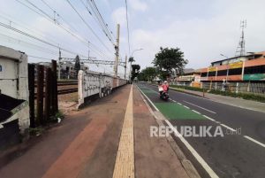 Lokasi Tewasnya Kasat Narkoba Polres Jaktim, Tembok Pembatas Rel Bolong