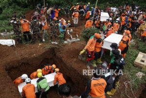 Pemakaman Korban Pembunuhan Berantai Banjarnegara