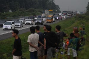 Pengamat: Kemacetan Mudik Sangat Mungkin Terjadi di Jalan Tol