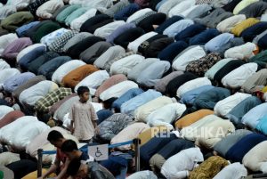 Perbedaan Idul Fitri Bukan yang Pertama Kali, Umat Islam Diimbau tak Mempermasalahkannya